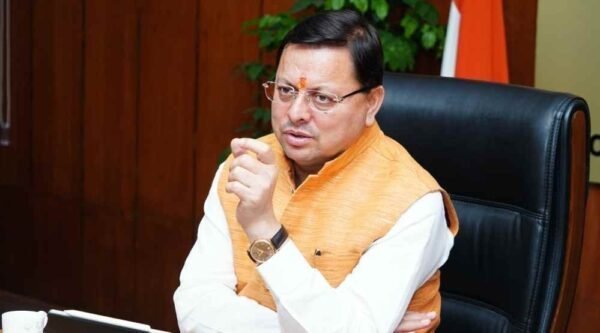 सीएम धामी ने दिखाई मानवीय संवेदनशीलता, ब्लड कैंसर पीड़ित बालक के उपचार के लिए परिजनों से की बात, हरसंभव सहायता का दिया आश्वासन